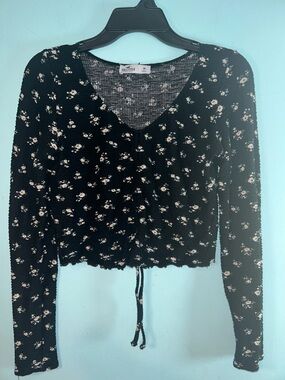 Hollister Black Floral V-Neck Drawstring Long Sleeve Top